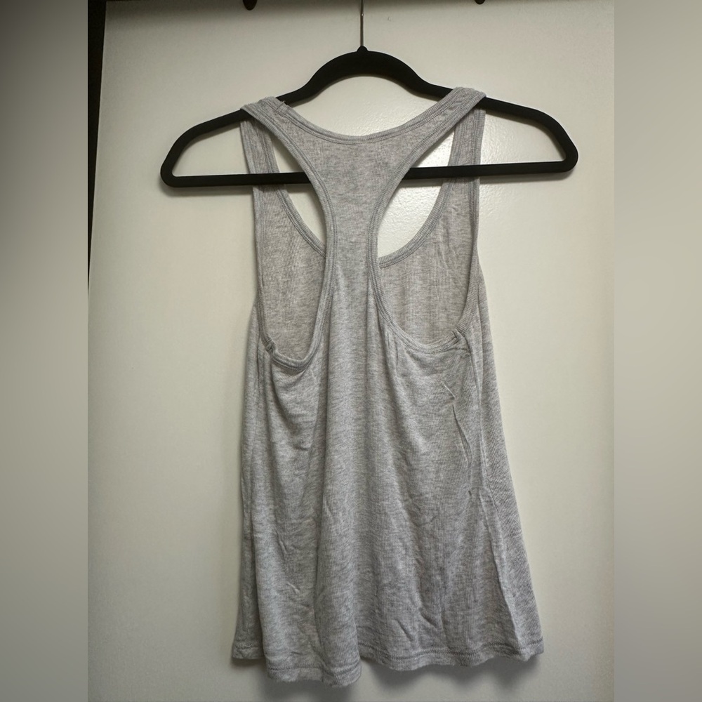 Fabletics tank - Picture 2 of 3